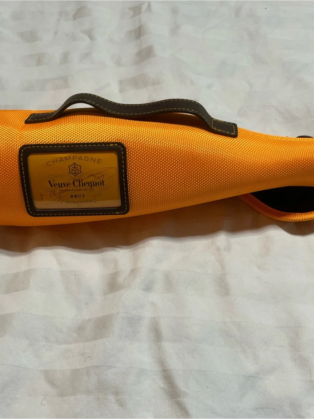 Veuve Clicquot Yellow Champagne Bottle Cooler Carrier 21-Supp